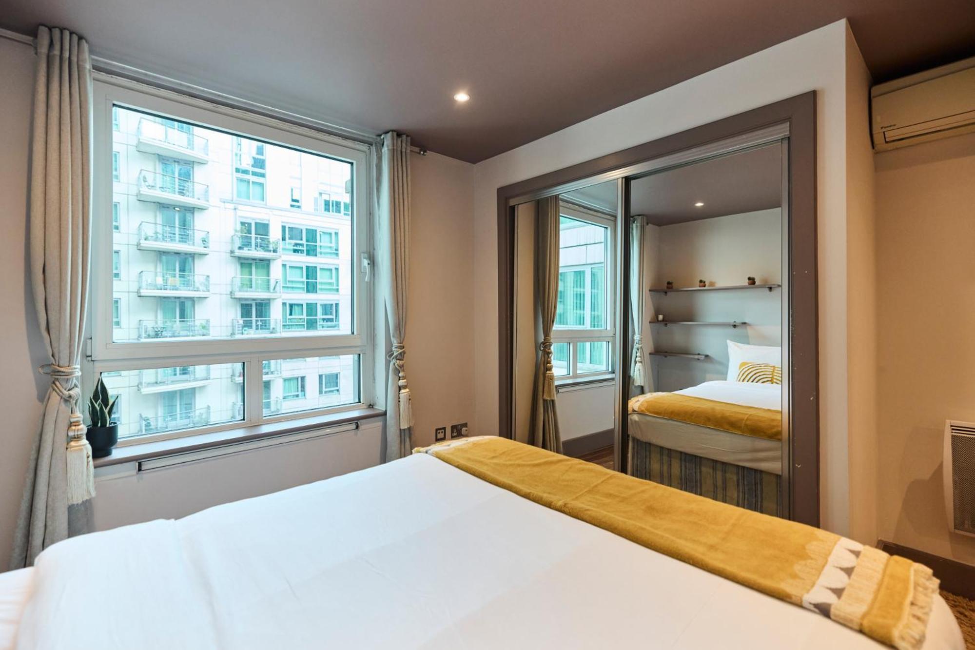 The Vauxhall Hideout - Comfy 2Bdr Flat With Balcony 伦敦 外观 照片